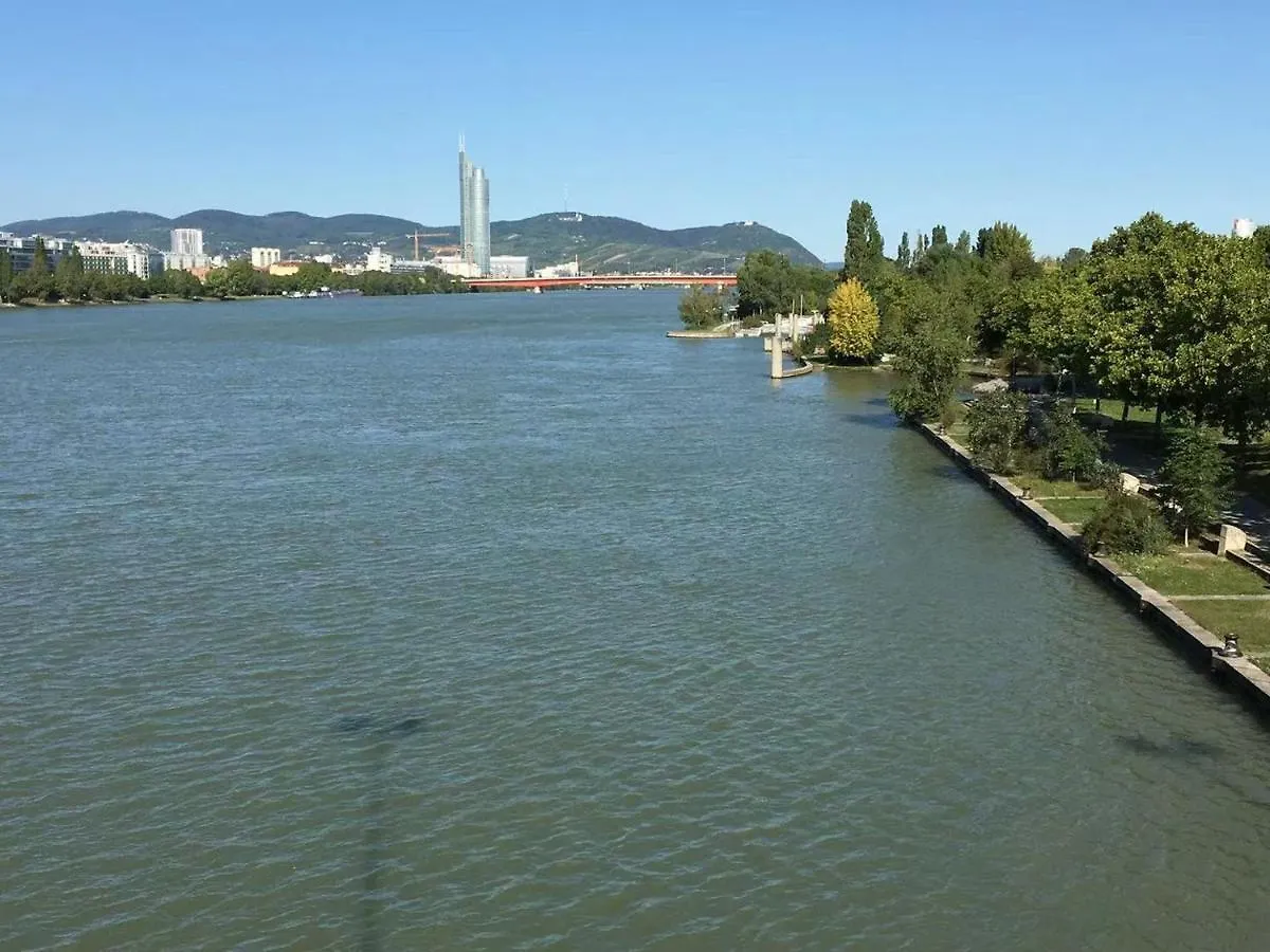 Modern Danube Apartment Vienna Austria